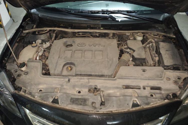 Used Toyota Corolla 2012 Luxurious Edition 1.8L CVT GL-i Engine Bay