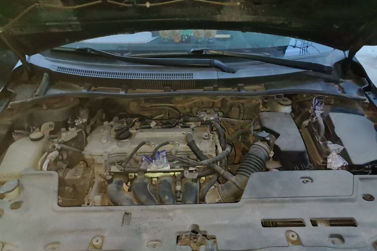Used Toyota Corolla 2012 Luxurious Edition 1.6L Manual GL Engine Bay