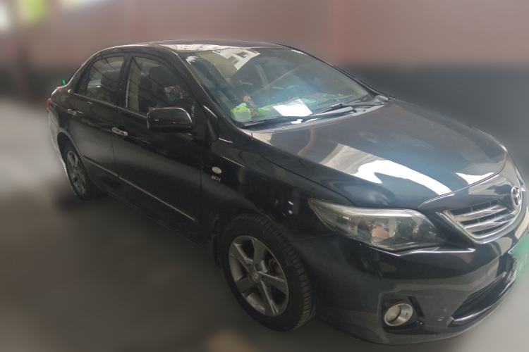 Used Toyota Corolla 2012 Luxurious Edition 1.8L CVT GL-i Front Right 45 Deg