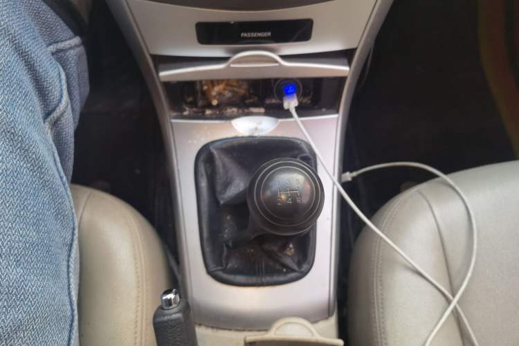 Used Toyota Corolla 2012 Luxurious Edition 1.6L Manual GL Gear Lever