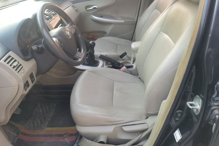 Used Toyota Corolla 2012 Luxurious Edition 1.6L Manual GL Left Front Seat