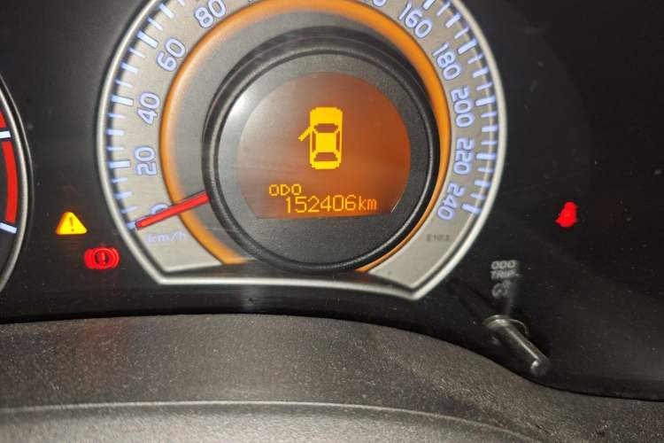 Used Toyota Corolla 2012 Luxurious Edition 1.8L CVT GL-i Odometer Close Up
