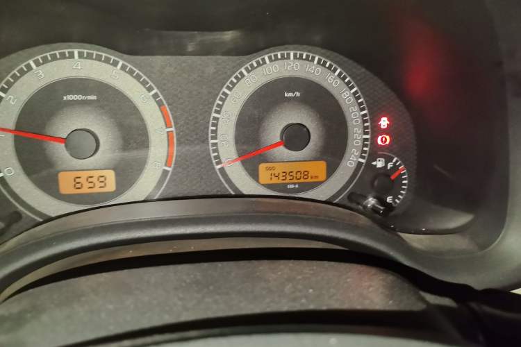 Used Toyota Corolla 2012 Luxurious Edition 1.6L Manual GL Odometer Close Up