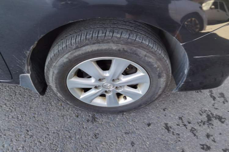 Used Toyota Corolla 2012 Luxurious Edition 1.6L Automatic GL Right Front Wheel Hub
