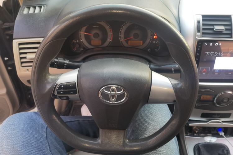 Used Toyota Corolla 2012 Luxurious Edition 1.6L Manual GL Steering Wheel