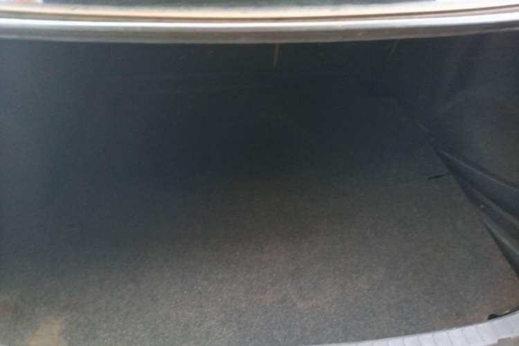 Used Toyota Corolla 2012 Luxurious Edition 1.8L CVT GL-i Trunk