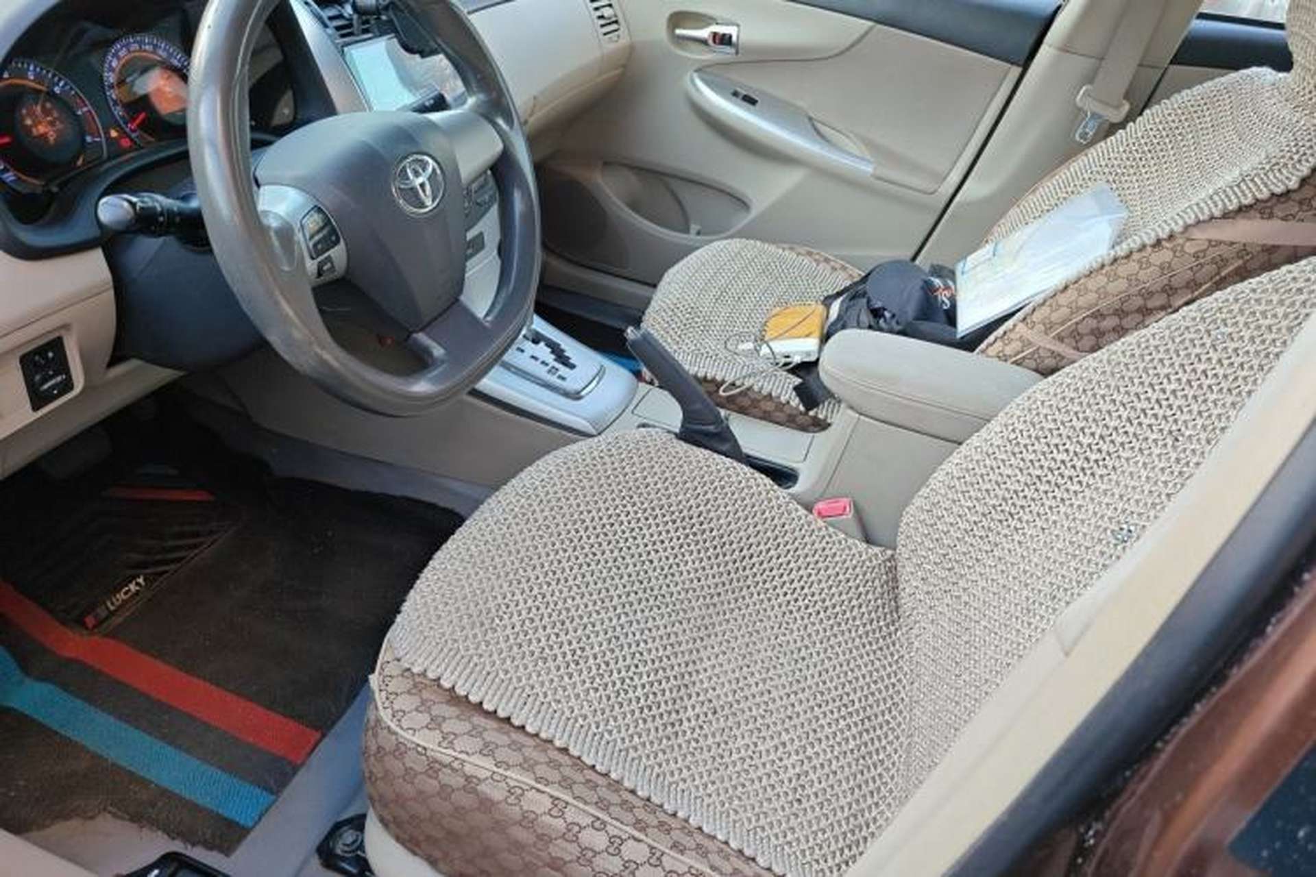 Used Toyota Corolla 2012 Luxurious Edition 1.8L CVT GL-i Left Front Seat