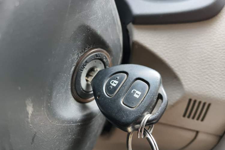 Used Toyota Corolla 2012 Luxurious Edition 1.6L Automatic GL Vehicle Key