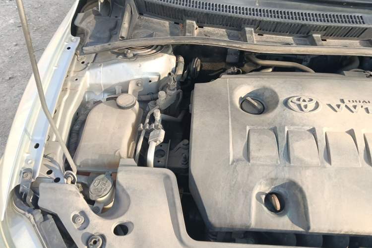 Used Toyota Corolla 2012 Luxurious Edition 1.6L Automatic GL Engine Bay Right