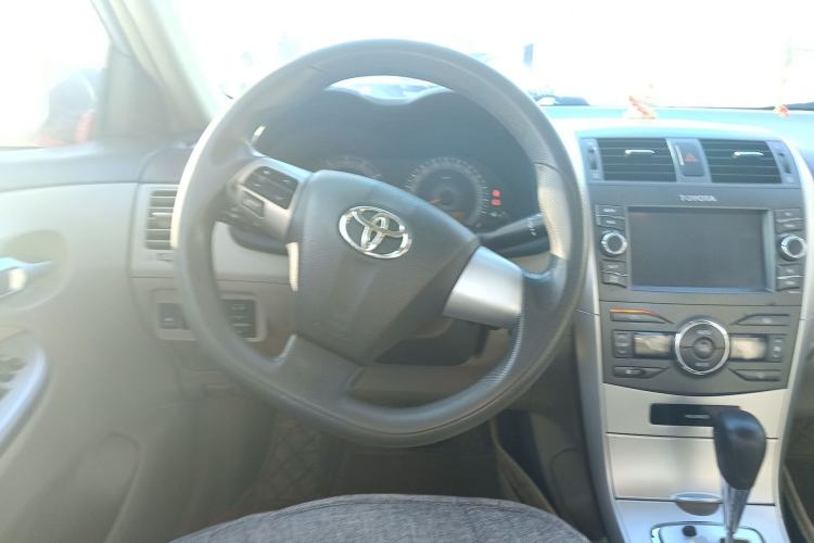 Used Toyota Corolla 2012 Luxurious Edition 1.6L Automatic GL Steering Wheel