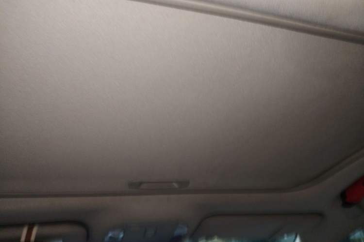 Used Toyota Corolla 2012 Luxurious Edition 1.8L CVT GL-i Headliner