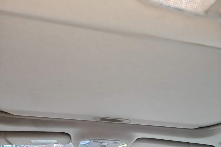 Used Toyota Corolla 2012 Luxurious Edition 1.6L Automatic GL Headliner