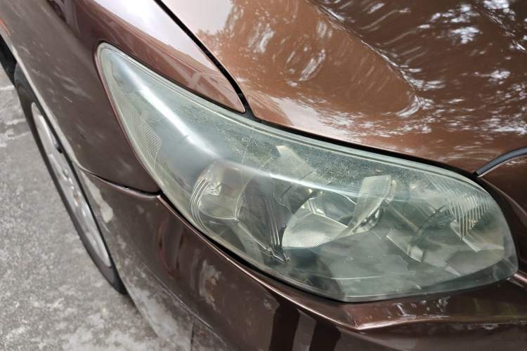 Used Toyota Corolla 2012 Luxurious Edition 1.6L Automatic GL Right Front Headlight