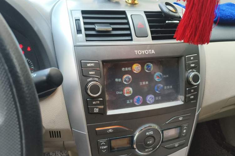 Used Toyota Corolla 2012 Luxurious Edition 1.6L Automatic GL Audio And AC Panel