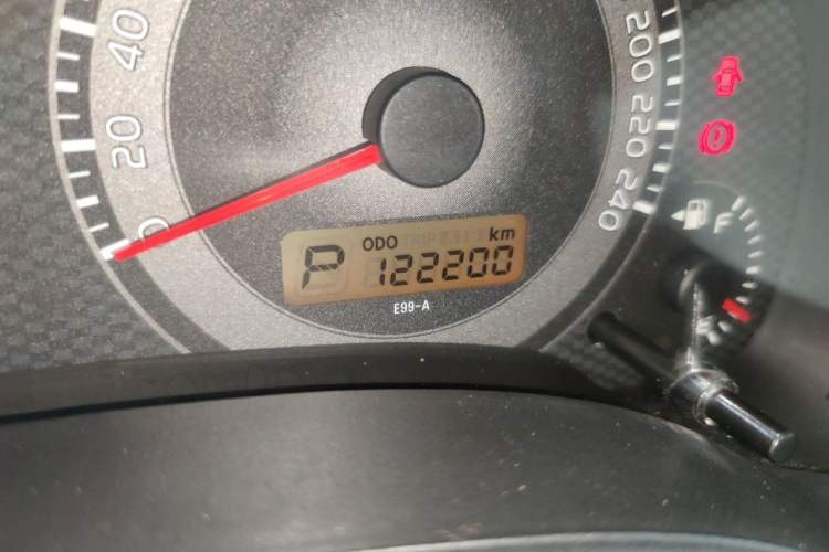 Used Toyota Corolla 2012 Luxurious Edition 1.6L Automatic GL Odometer Close Up