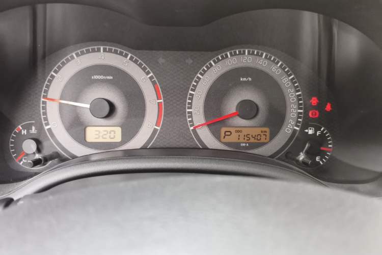Used Toyota Corolla 2012 Luxurious Edition 1.6L Automatic GL Odometer Close Up