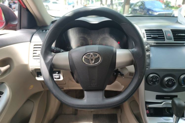 Used Toyota Corolla 2012 Luxurious Edition 1.6L Automatic GL Steering Wheel