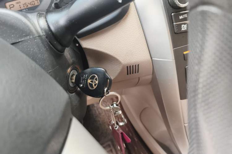Used Toyota Corolla 2012 Luxurious Edition 1.6L Automatic GL Vehicle Key