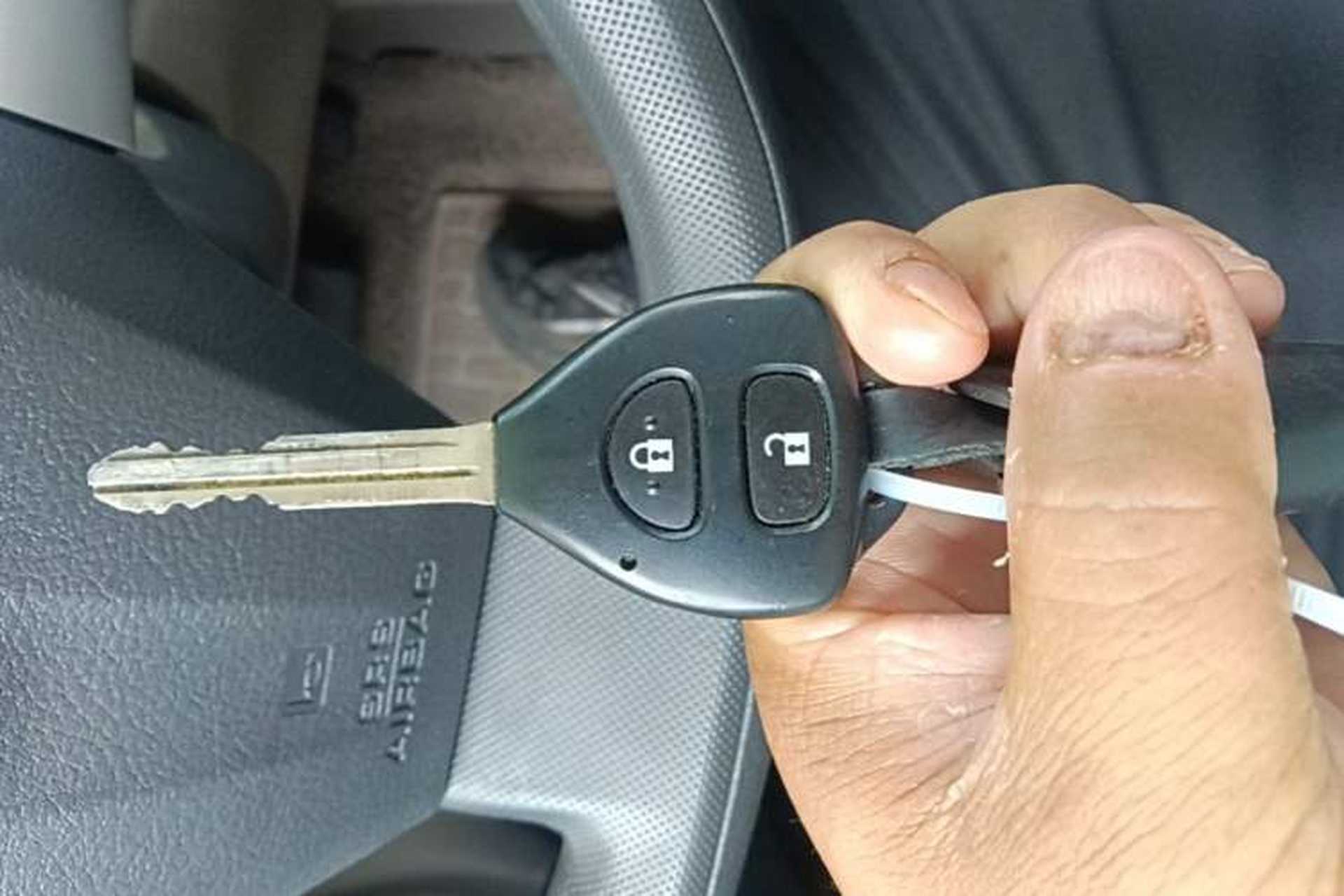 Used Toyota Corolla 2012 Luxurious Edition 1.6L Automatic GL Vehicle Key