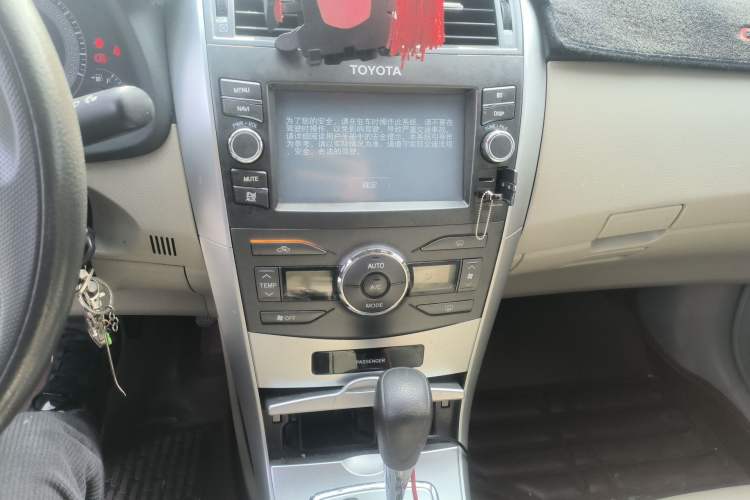 Used Toyota Corolla 2012 Luxurious Edition 1.6L Automatic GL Audio And AC Panel