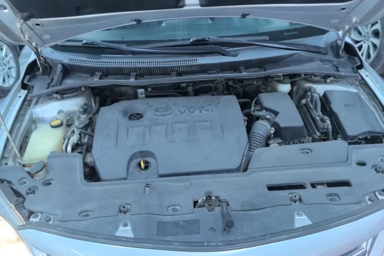 Used Toyota Corolla 2012 Luxurious Edition 1.8L CVT GL-i Engine Bay