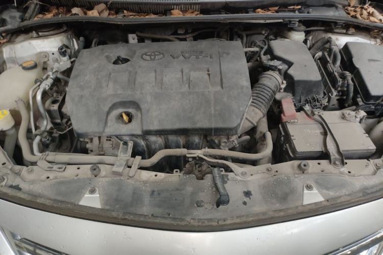 Used Toyota Corolla 2012 Luxurious Edition 1.6L Manual GL Engine Bay