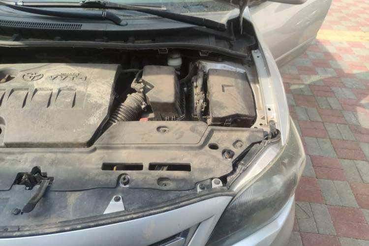 Used Toyota Corolla 2012 Luxurious Edition 1.6L Automatic GL Engine Bay Left