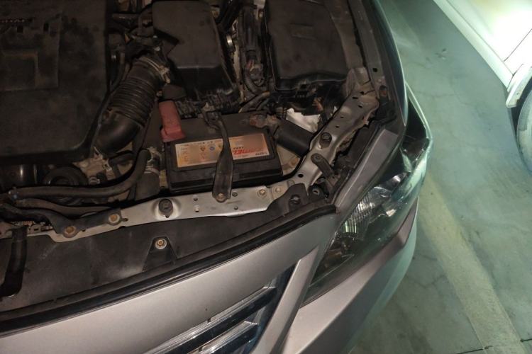 Used Toyota Corolla 2012 Luxurious Edition 1.8L CVT GL-i Engine Bay Left