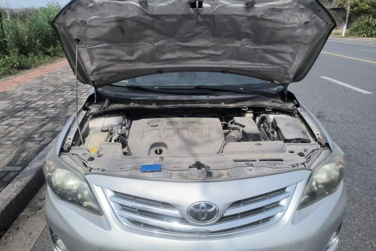 Used Toyota Corolla 2012 Luxurious Edition 1.6L Automatic GL Engine Bay