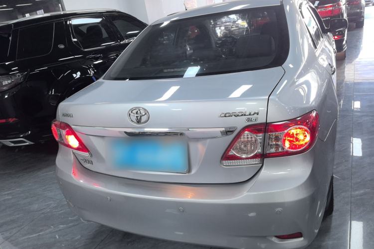 Used Toyota Corolla 2012 Luxurious Edition 1.8L CVT GL-i Exterior 4