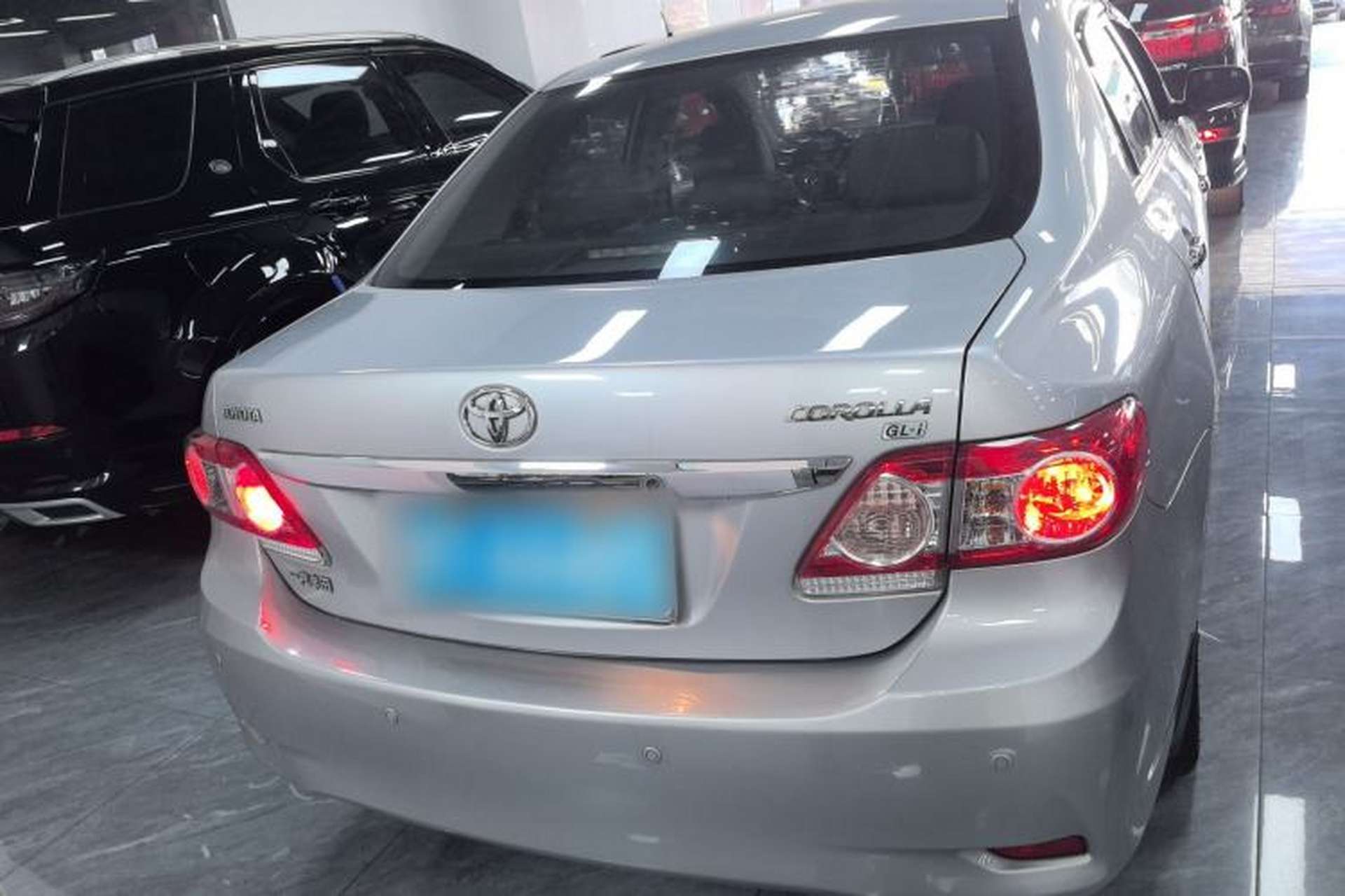 Used Toyota Corolla 2012 Luxurious Edition 1.8L CVT GL-i Exterior 4
