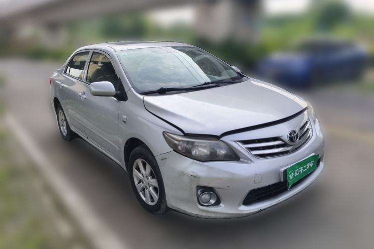 Used Toyota Corolla 2012 Luxurious Edition 1.6L Manual GL Front Right 45 Deg
