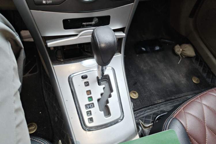 Used Toyota Corolla 2012 Luxurious Edition 1.6L Automatic GL Gear Lever