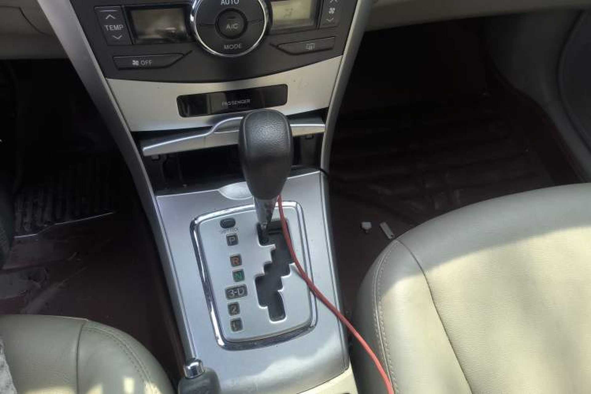 Used Toyota Corolla 2012 Luxurious Edition 1.6L Automatic GL Gear Lever
