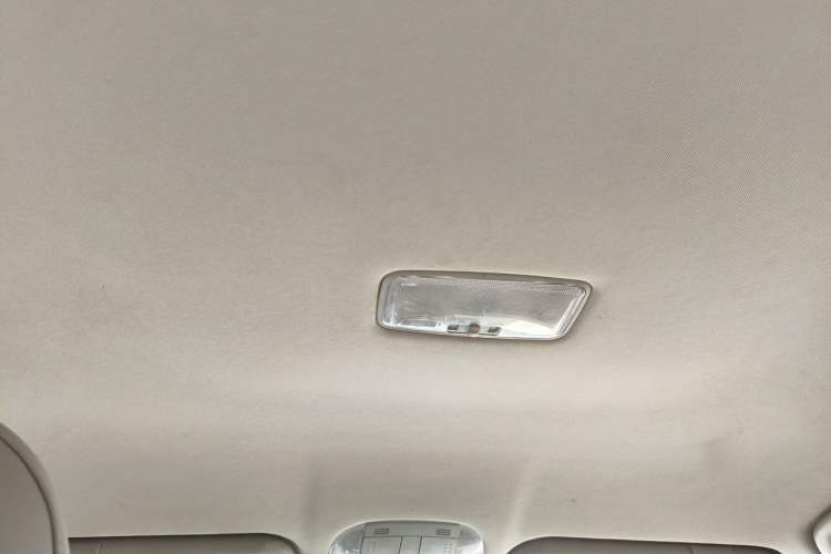 Used Toyota Corolla 2012 Luxurious Edition 1.6L Automatic GL Headliner