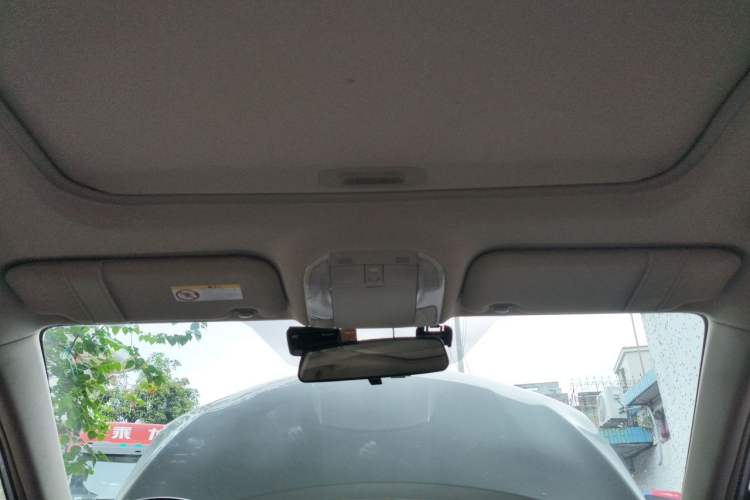 Used Toyota Corolla 2012 Luxurious Edition 1.8L CVT GL-i Headliner