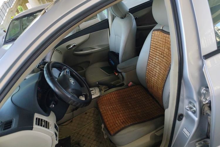 Used Toyota Corolla 2012 Luxurious Edition 1.6L Automatic GL Left Front Seat