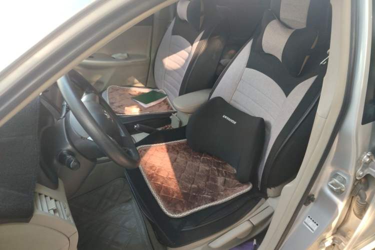 Used Toyota Corolla 2012 Luxurious Edition 1.8L CVT GL-i Left Front Seat