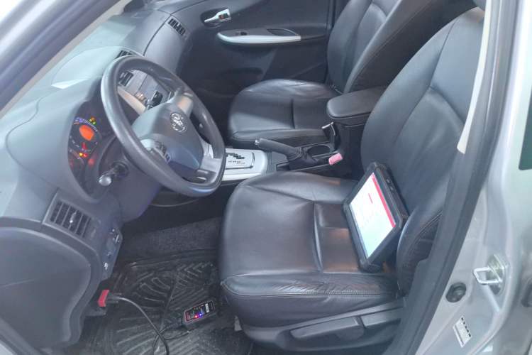 Used Toyota Corolla 2012 Luxurious Edition 1.8L CVT GL-i Left Front Seat