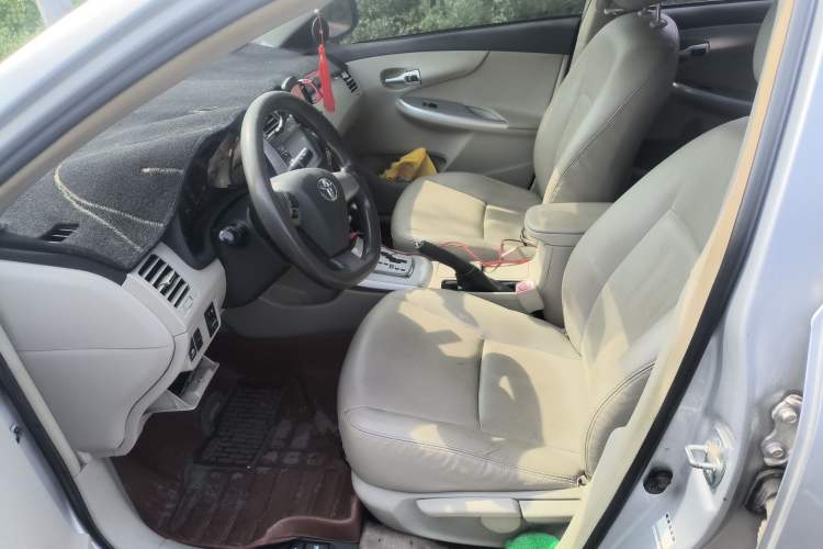 Used Toyota Corolla 2012 Luxurious Edition 1.6L Automatic GL Left Front Seat