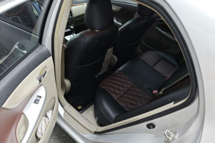 Used Toyota Corolla 2012 Luxurious Edition 1.6L Automatic GL Left Rear Seat