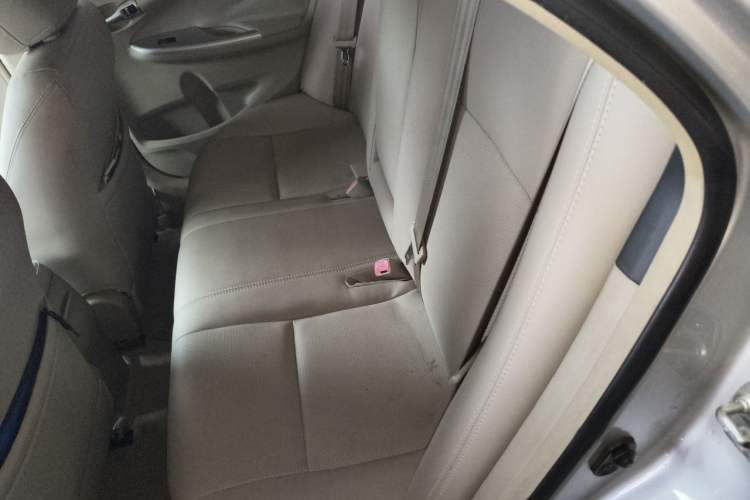 Used Toyota Corolla 2012 Luxurious Edition 1.8L CVT GL-i Left Rear Seat