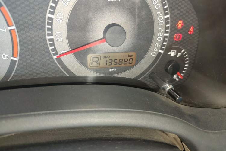 Used Toyota Corolla 2012 Luxurious Edition 1.6L Automatic GL Odometer Close Up