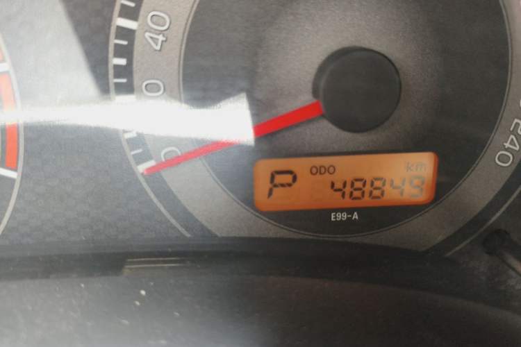 Used Toyota Corolla 2012 Luxurious Edition 1.6L Automatic GL Odometer Close Up