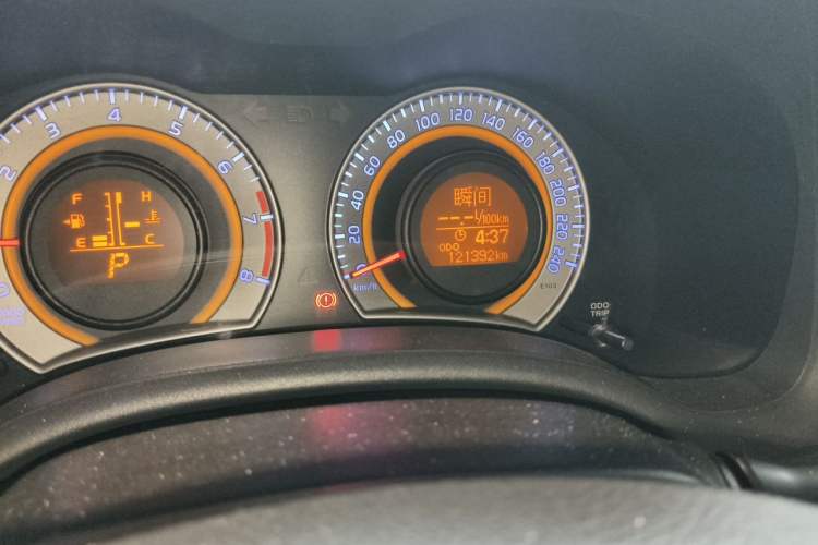 Used Toyota Corolla 2012 Luxurious Edition 1.8L CVT GL-i Odometer Close Up