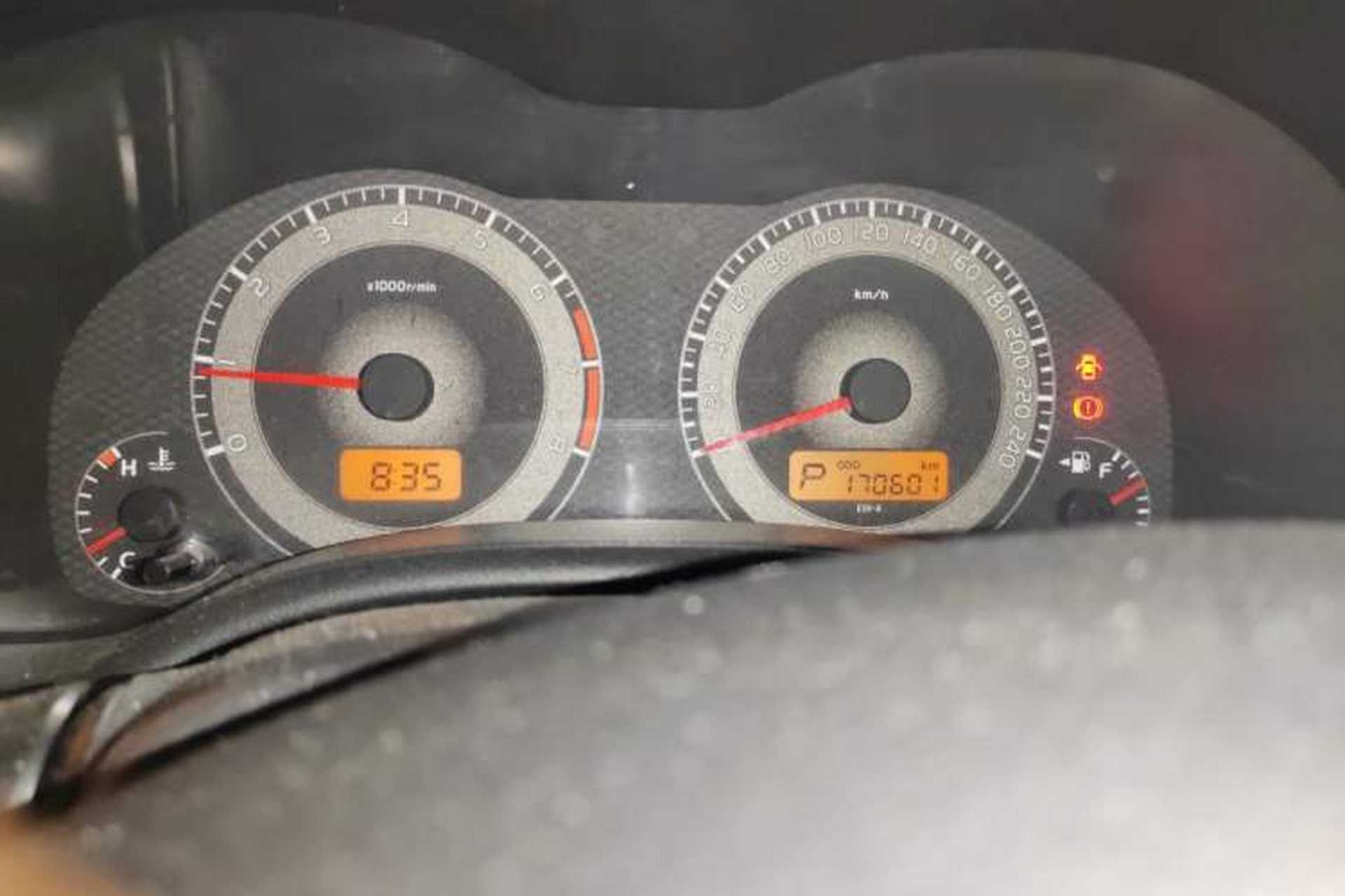 Used Toyota Corolla 2012 Luxurious Edition 1.6L Automatic GL Odometer Close Up