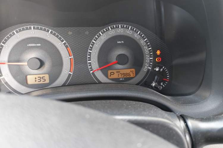 Used Toyota Corolla 2012 Luxurious Edition 1.6L Automatic GL Odometer Close Up