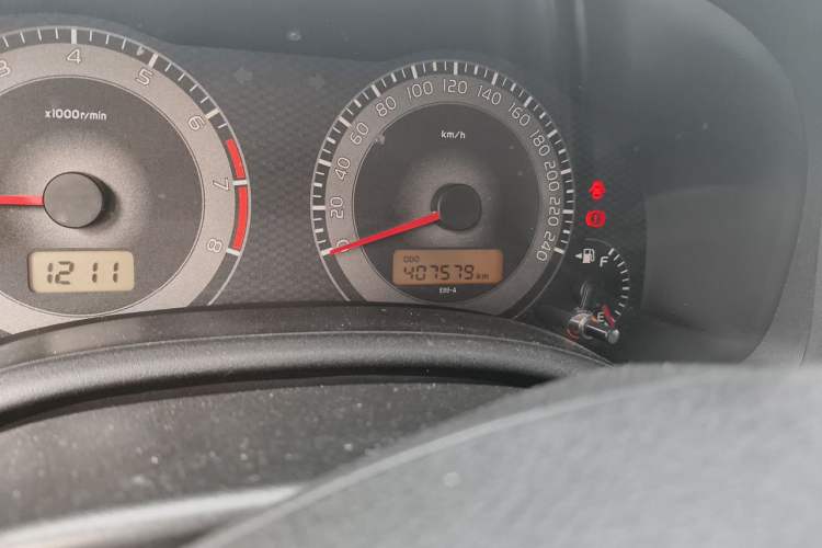 Used Toyota Corolla 2012 Luxurious Edition 1.6L Manual GL Odometer Close Up