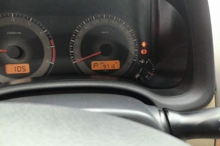 Used Toyota Corolla 2012 Luxurious Edition 1.8L CVT GL-i Odometer Close Up