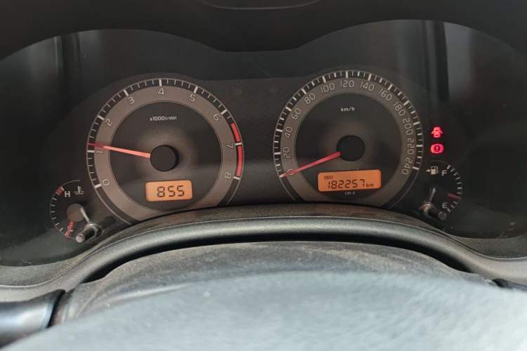 Used Toyota Corolla 2012 Luxurious Edition 1.6L Manual GL Odometer Close Up
